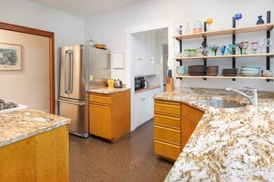 16 Maple Ave unit 2, Cambridge, MA 02139 - photo 6