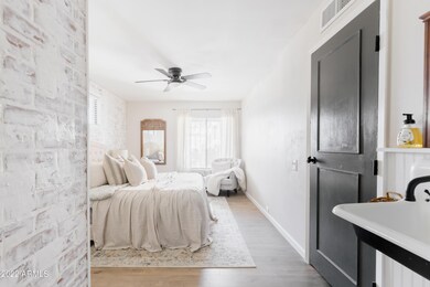 Primary_Room_4
