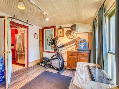 301 W Shawnee St, Tecumseh, MI 49286 - photo 6