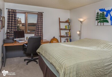 2211 Sentry Drive Unit B5-large-002-Bedr