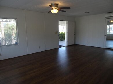 14 Diamond E Dr, Palm Desert, CA 92260 - photo 4