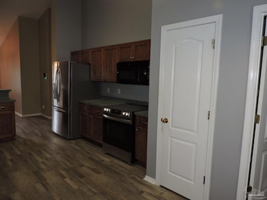 724 Hanley Downs Dr, Cantonment, FL 32533 - photo 3