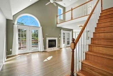 8 Shirley St, Auburn, MA 01501 - photo 4