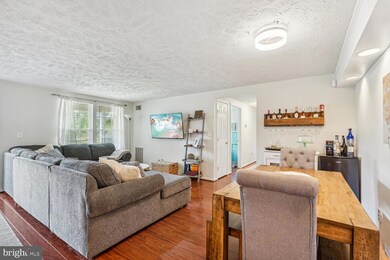 3560 Sherbrooke Cir unit 103, Woodbridge, VA 22192 - photo 5