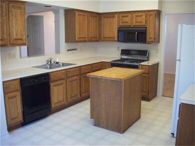 14310 Windsor Oaks Ln, Houston, TX 77062 - photo 4