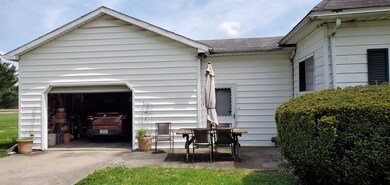 407 Matilda St, Elnora, IN 47529 - photo 3