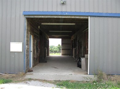 2350 Patterson Rd, Versailles, KY 40383 - photo 3