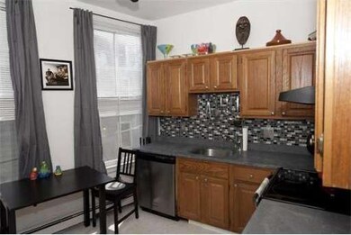 58 Bow St unit D, Somerville, MA 02143 - photo 4