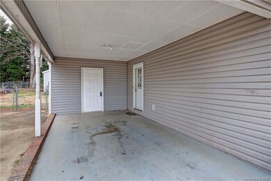 242 Scotts Creek Rd, Statesville, NC 28625 - photo 3