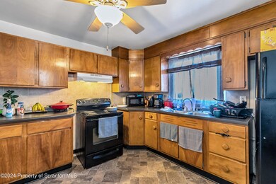 609 S Main St unit 611, Old Forge, PA 18518 - photo 6