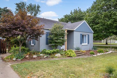 1032 Dahlia Ave, Wayland, MI 49348 - photo 3