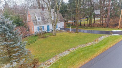 1014 Mohegan Rd, Schenectady, NY 12309 - photo 4