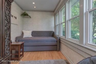 65 Yeager Ave, Kingston, PA 18704 - photo 4