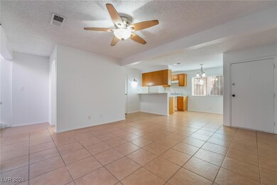 2186 E Desert Inn Rd, Las Vegas, NV 89169 - photo 4