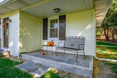 29 Cherry Tree Rd, Albany, NY 12211 - photo 6