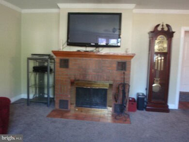 410 W Providence Rd, Aldan, PA 19018 - photo 5