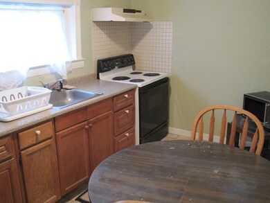 1 Vinton St, Worcester, MA 01605 - photo 2