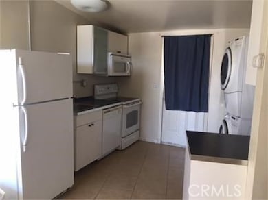 6280 Yucca Ave unit 3, Twentynine Palms, CA 92277 - photo 5