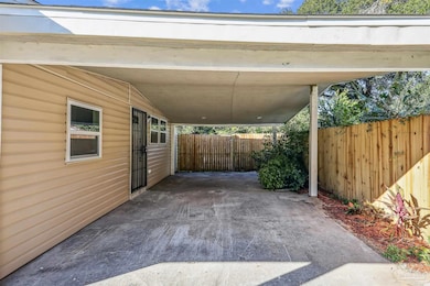 212 Shadow Lawn Ln, Pensacola, FL 32507 - photo 2