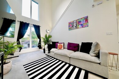 2205 Staples St unit B, Houston, TX 77026 - photo 3