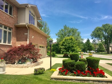 649 Jarvis Ave, Des Plaines, IL 60018 - photo 2