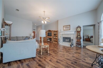 7109 Raintree Way, Denton, TX 76210 - photo 6