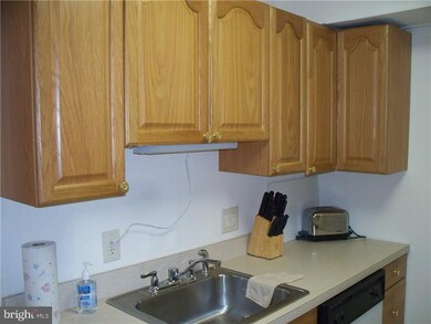 6 Charles Carroll Bldg unit 6, Blackwood, NJ 08012 - photo 4