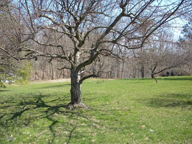 LOT 77 E Catharine St, Milford, PA 18337 - photo 2