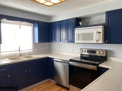 1715 E 29th St, Scottsbluff, NE 69361 - photo 5