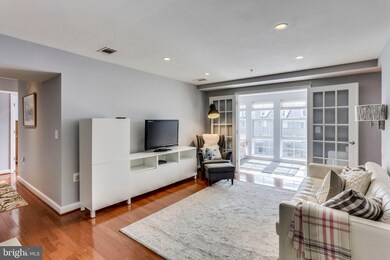 4111 S Four Mile Run Dr unit 302, Arlington, VA 22204 - photo 7