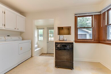 3710 Bluebird Ln, Rolling Meadows, IL 60008 - photo 7