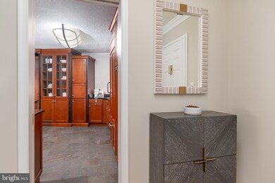 Montebello unit 414, Alexandria, VA 22303 - photo 6