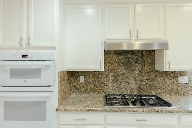 10208 Jenny Lynn Way, Elk Grove, CA 95757 - photo 5