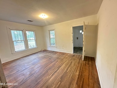 429 1st Ave NE, Magee, MS 39111 - photo 3