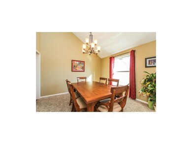 8014 Summit St, Lenexa, KS 66215 - photo 4