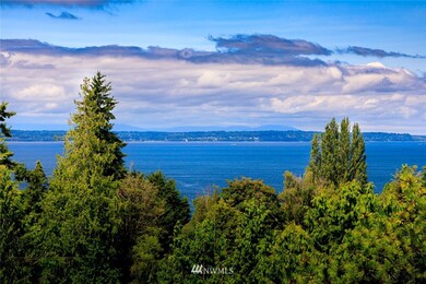 9515 Forest Dell Dr, Edmonds, WA 98020 - photo 2