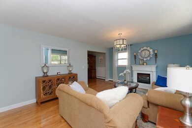 Photo 4