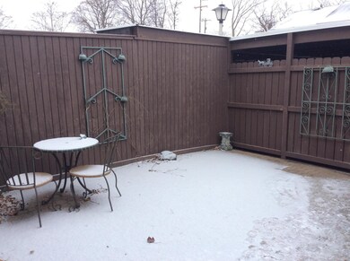 437 Pamlico St unit 5, Columbus, OH 43228 - photo 4