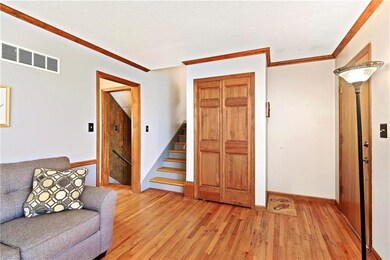 10121 W 52nd Terrace, Shawnee, KS 66203 - photo 2