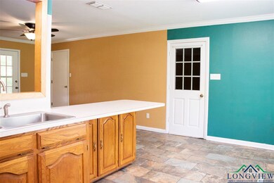 3303 Boettcher Dr, Kilgore, TX 75662 - photo 7