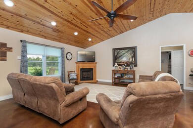 5595 E State Hwy KK