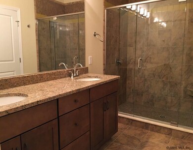 5 Bryn Mawr Ct, Albany, NY 12211 - photo 4