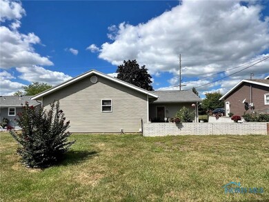 2015 N Blanchard St, Findlay, OH 45840 - photo 3