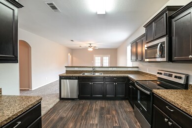 10522 Pine Landing Dr, Houston, TX 77088 - photo 6