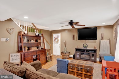 6129 Blue Bird Ave, Harrisburg, PA 17112 - photo 4