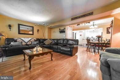 23368 Black Oak Ct, California, MD 20619 - photo 4