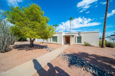 9817 N 24th Place, Phoenix, AZ 85028 - photo 2