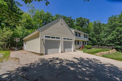 11 Addison Rd, Goffstown, NH 03045 - photo 3