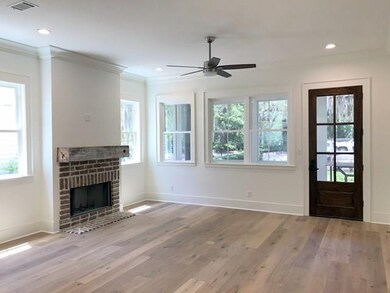 Living room to screened porch