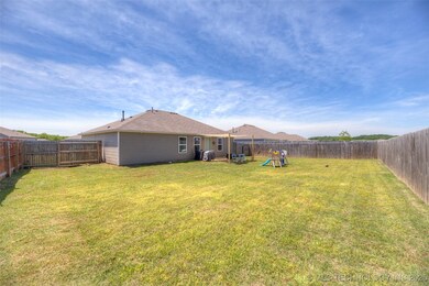 10195 E Kathy St, Claremore, OK 74019 - photo 7